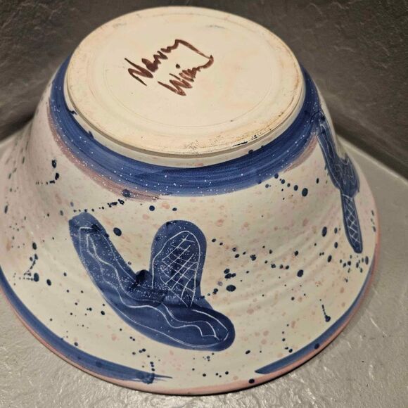 12" Glazed Pottery Bowl Fishy - Picture 5 of 6